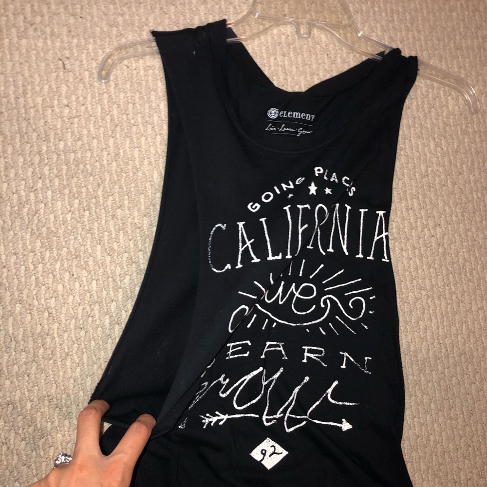 Black tank top - Picture 3 of 3